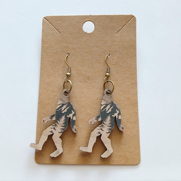 Fashion Jewelry Jewelry - Fashion Jewelry Bigfoot Earrings in Black and Tan